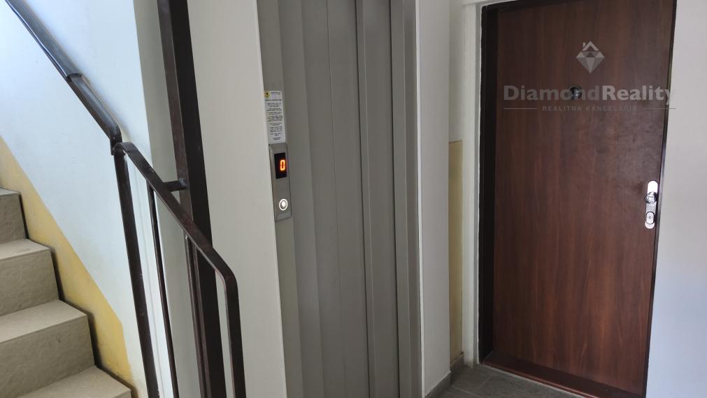 Na predaj 4-izbový byt na ulici Dvorkinova, Dargovských hrdinov-Furča, Košice