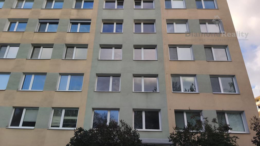 Na predaj 4-izbový byt na ulici Dvorkinova, Dargovských hrdinov-Furča, Košice