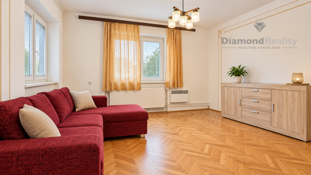 NA PREDAJ | Priestranný dvojgeneračný rodinný dom | Rožňava