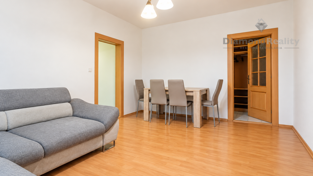 Prenájom 3-izb. byt/ Klimatizácia/ Balkón – Štítova / Košice