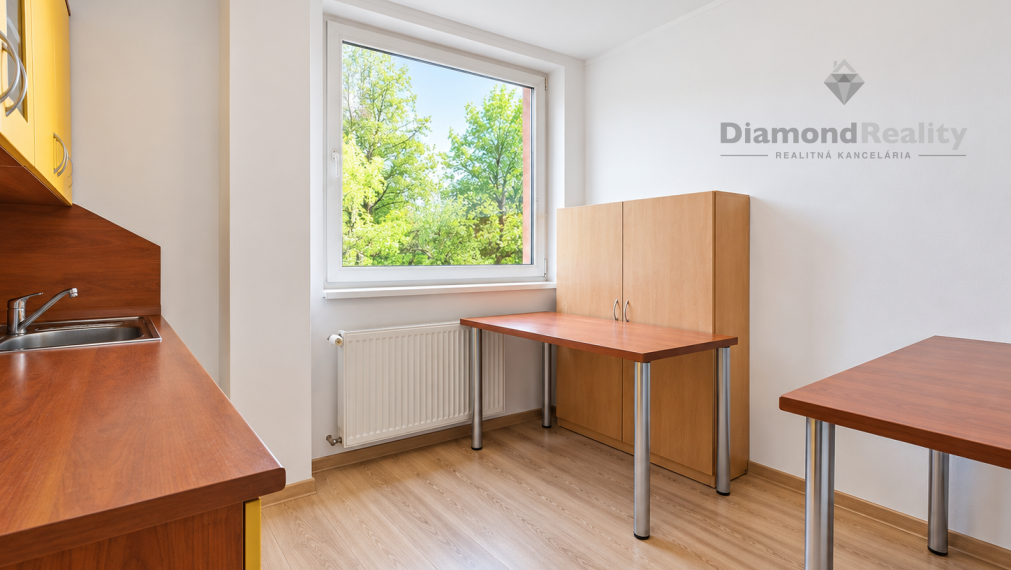 PRENÁJOM Kancelárske priestory / Magnezitárska / Košice