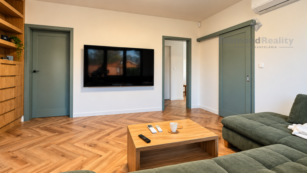 NA PRENÁJOM: Luxusný nový dom v obci Svinica pri Košiciach