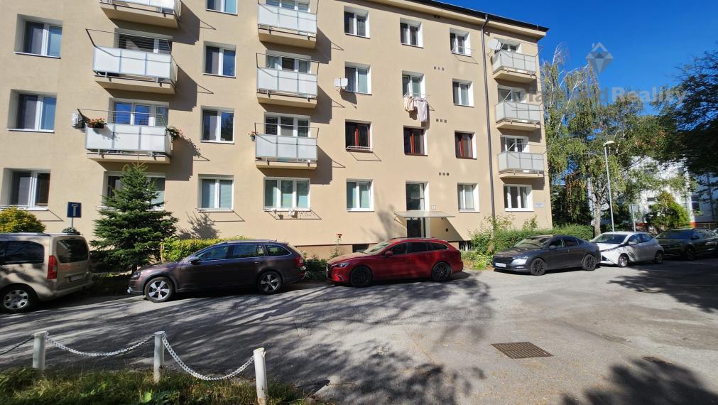 CENTRUM MESTA  - 2-IZBOVÝ TEHLOVÝ BYT