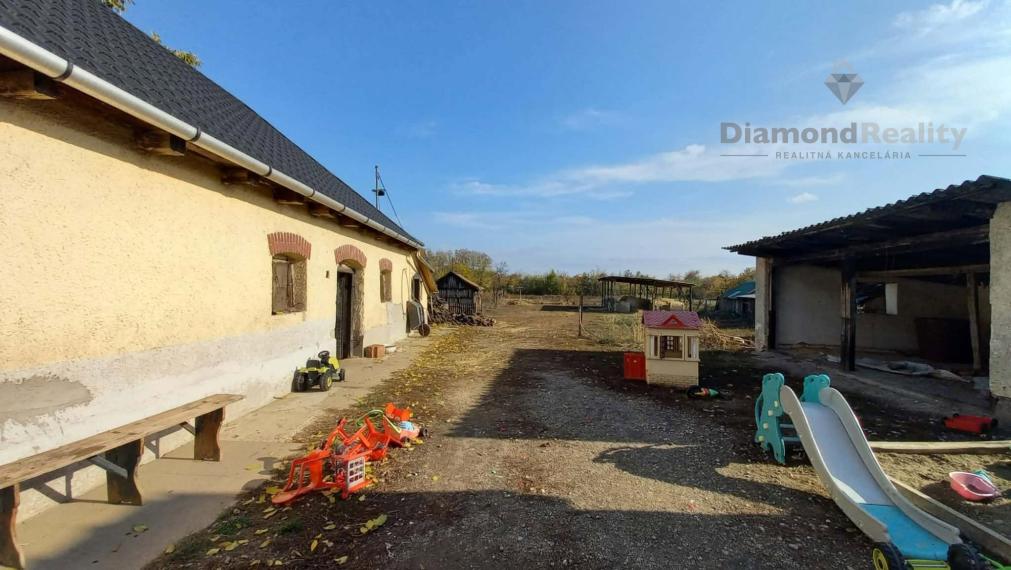 Gazdovský dom s hospodárskymi budovami, Forró, Maďarsko