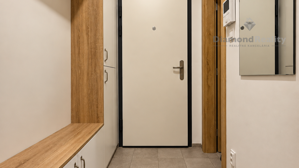 🏡 MODERNÉ BÝVANIE V NOVOSTAVBE / 2-IZBOVÝ APARTMÁN S BALKÓNOM