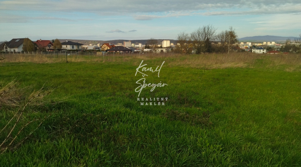 Ponúkam na predaj pozemky mestskej časti Barca