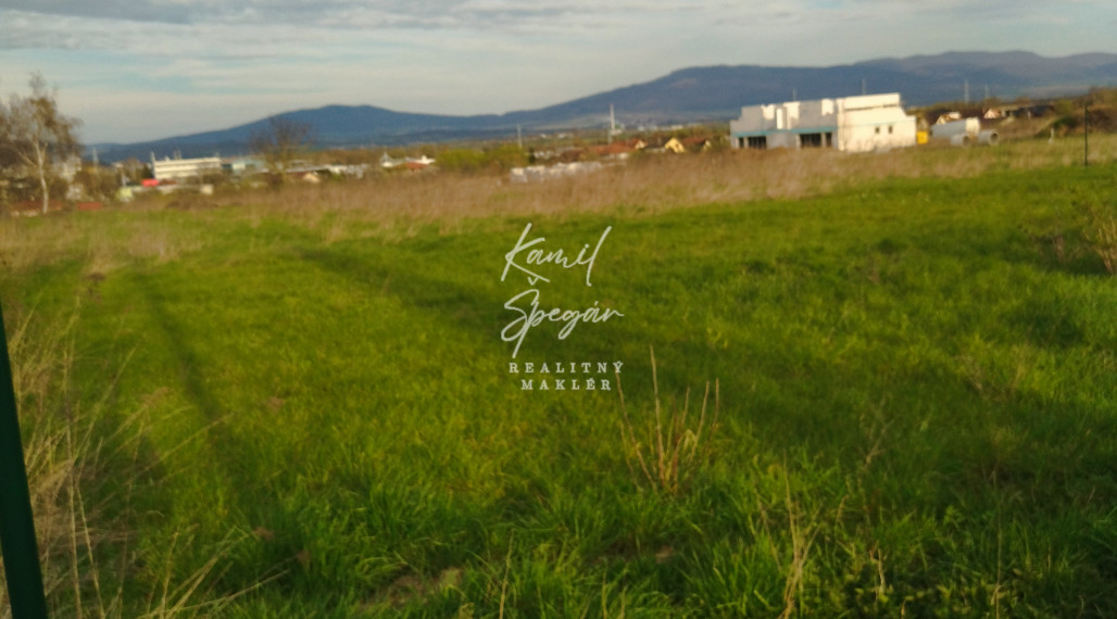 Ponúkam na predaj pozemky mestskej časti Barca