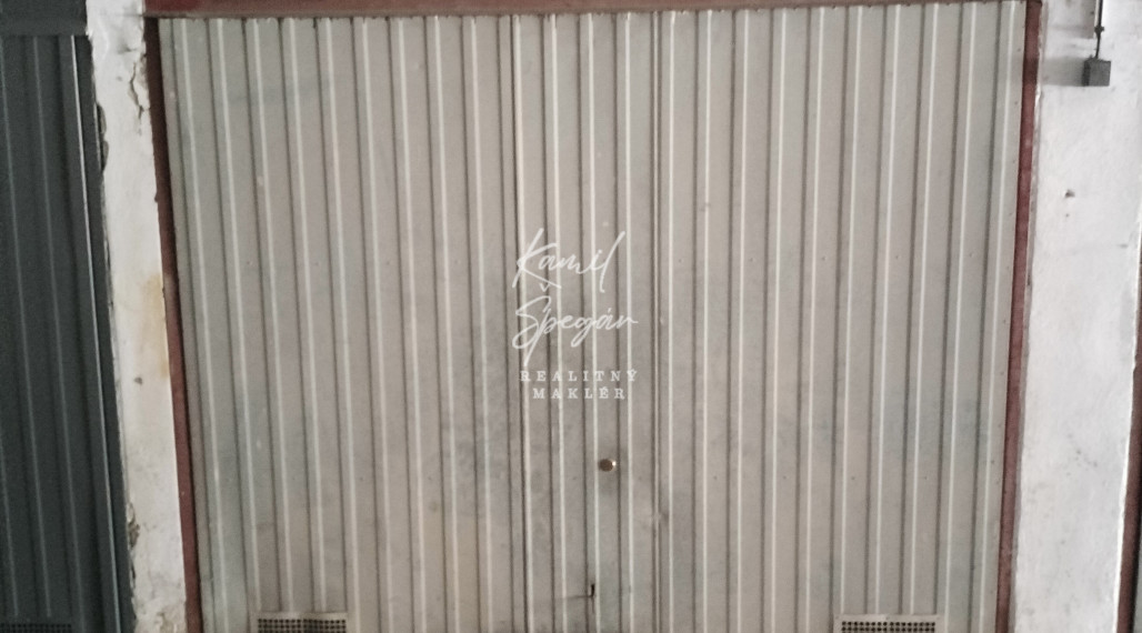 Ponúkam na predaj  GARÁŽ na Sídlisku Ťahanovce.