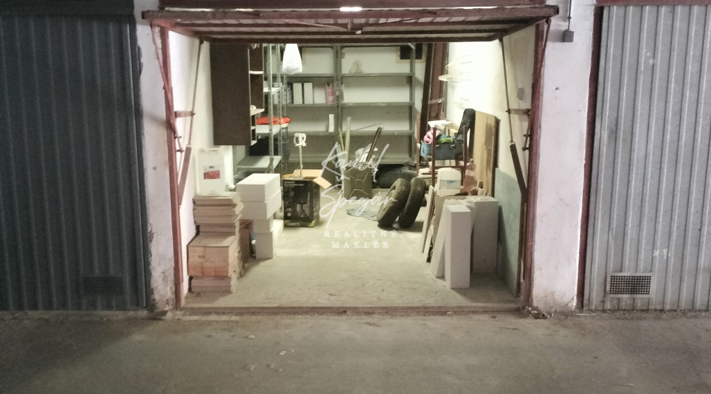 Ponúkam na predaj  GARÁŽ na Sídlisku Ťahanovce.