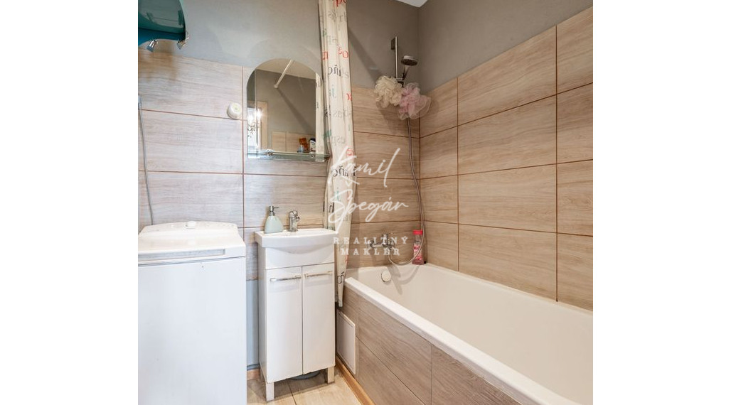 Ponúkam na predaj 3 izbový byt na Sídlisku Dargovských hrdinov