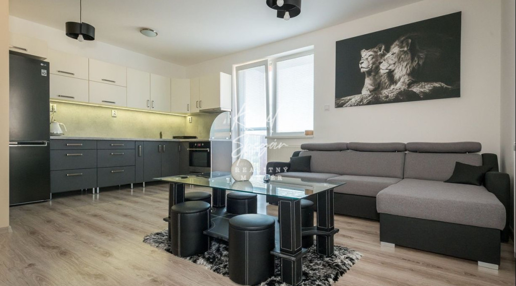 Na predaj moderný 3 izbový byt , Sídlisko KVP, Na ulici Grunte 3