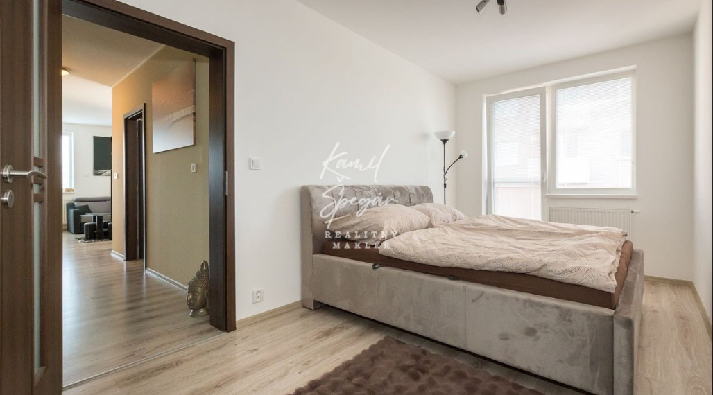 Na predaj moderný 3 izbový byt , Sídlisko KVP, Na ulici Grunte 3