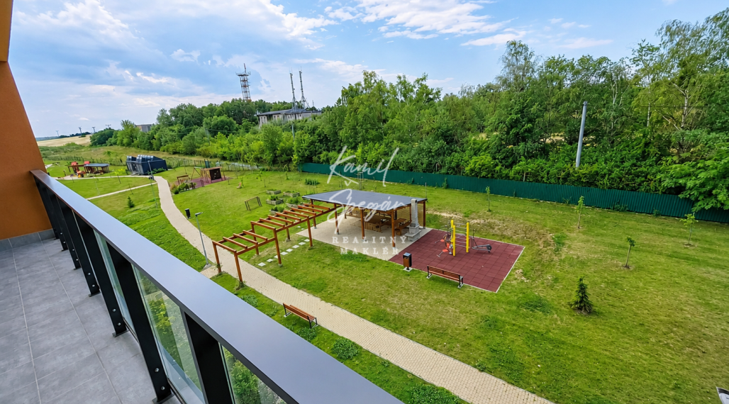 Ponúkam na prenájom 2 izbový byt PANORÁMA, s parkovacím miestom.