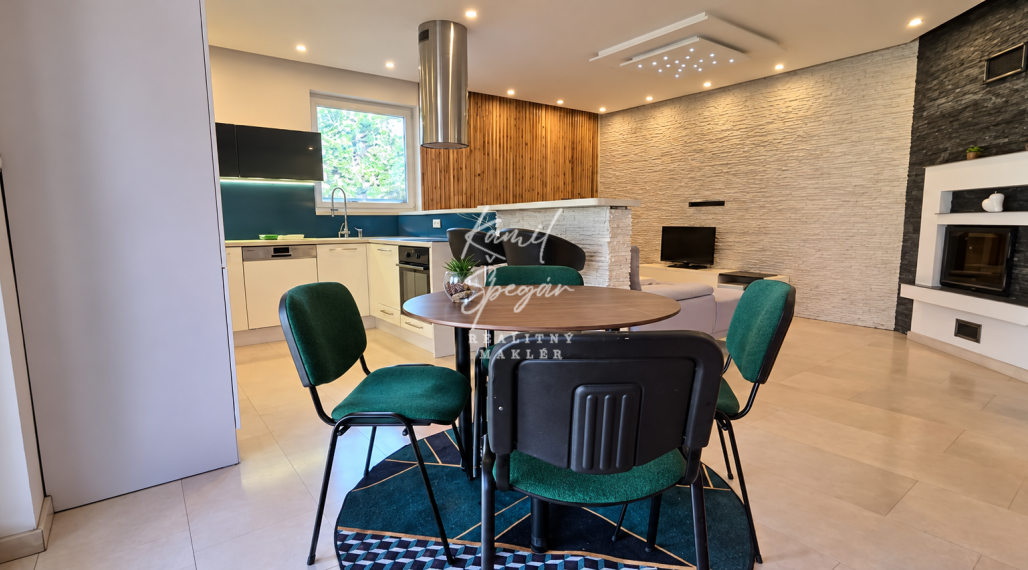 Rodinný dom s vlastným podnikaním a 5 Apartmánmi v obci Budimír