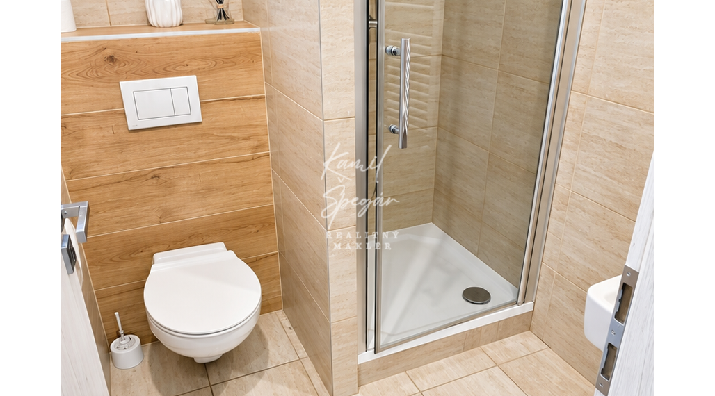 Rodinný dom s vlastným podnikaním a 5 Apartmánmi v obci Budimír