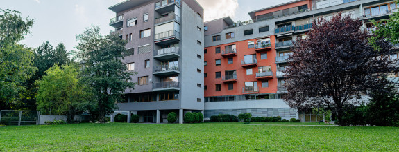 NA PREDAJ PRIESTRANNÝ 2 IZBOVÝ BYT S TERASOU V NOVOSTAVBE | UL. OBRODY | 68m2 + 9m2 TERASA