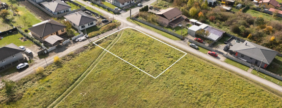 NA PREDAJ STAVEBNÝ POZEMOK V OBCI ĎURKOV