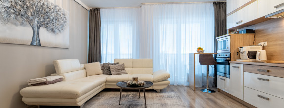 NA PREDAJ PRIESTRANNÝ 3 IZBOVÝ BYT | 80m2 + 17m2 BALKÓN | BOROVICOVÝ HÁJ