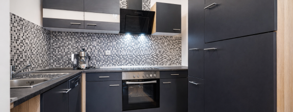 NA PREDAJ MODERNÝ 2-IZBOVÝ BYT | ZELENÁ STRÁŇ | 2 PIVNICE | TERASA | VONKAJŠIE AJ VNÚTORNÉ PARKOVANIE