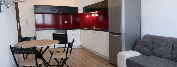 NA PREDAJ 2 - IZBOVÝ BYT V MESTSKEJ ČASTI ŠACA, ULICA UČŇOVSKÁ