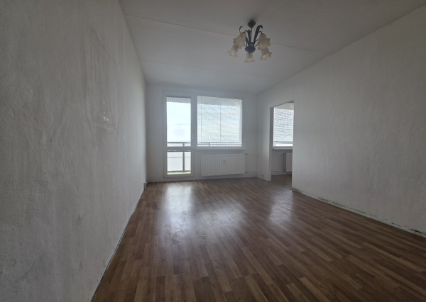 Ponúkam na predaj 1,5 izbový  byt Jaltská, Dargovských hrdinov