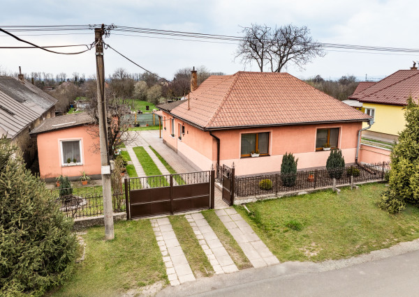 Na predaj 4 izbový rodinný dom Veľká Ida