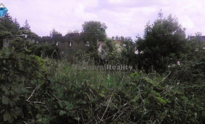 Na predaj zastavané plochy a nádvoria, vhodné ku komerčným účelom, Moldava nad Bodvou, Košice okolie.
