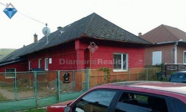 POZASTAVENÝ PREDAJ ! Na predaj rodinný dom v obci Hrhov, okres Rožňava