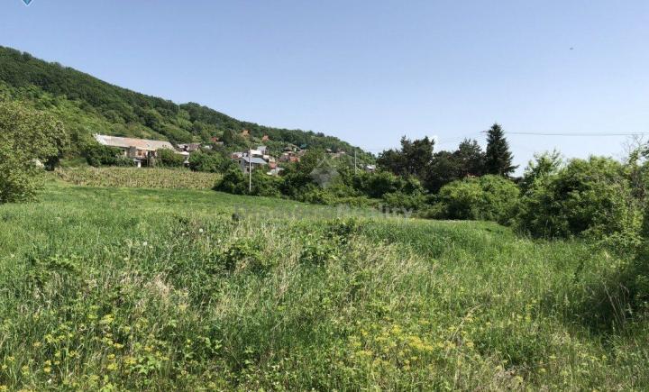 POZEMOK PRE NÁROČNÝCH NA ŠIRAVE