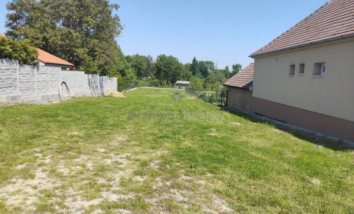 Na predaj stavebný pozemok Nitra - Kynek