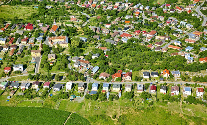 Investičná príležitosť - projekt radovej zástavby RD, s výhľadom na lesy (10 RD), obec Nižná Myšľa - Košice okolie