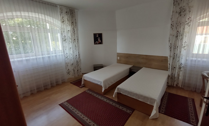 Na predaj rodinný dom Nitra Chrenová  ako 4 izbový byt s garážou