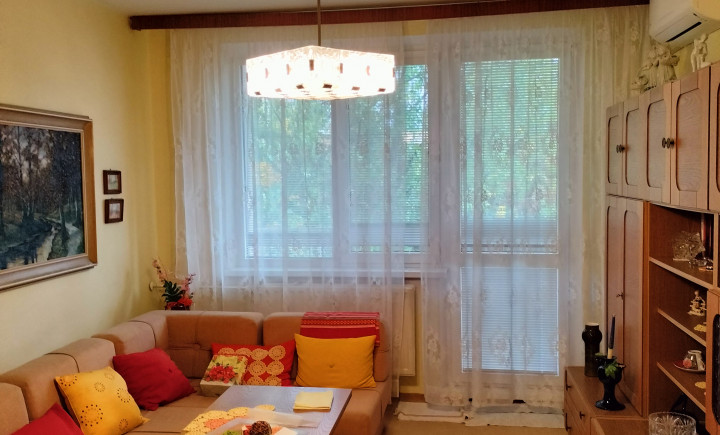 Na prenájom 2 izbový zariadený byt s lodžiou v pôvodnom stave, Exnárova ul., Košice - sídl. Dargovských hrdinov
