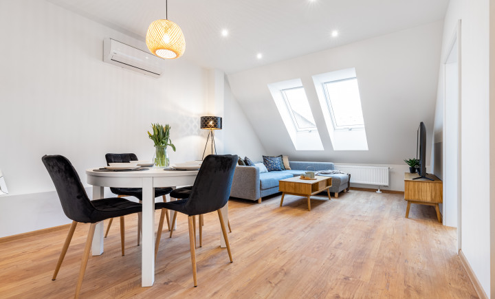 NA PREDAJ 4 IZBOVÝ MEZONET| 92m²+TERASA |BAJZOVA - STARÉ MESTO