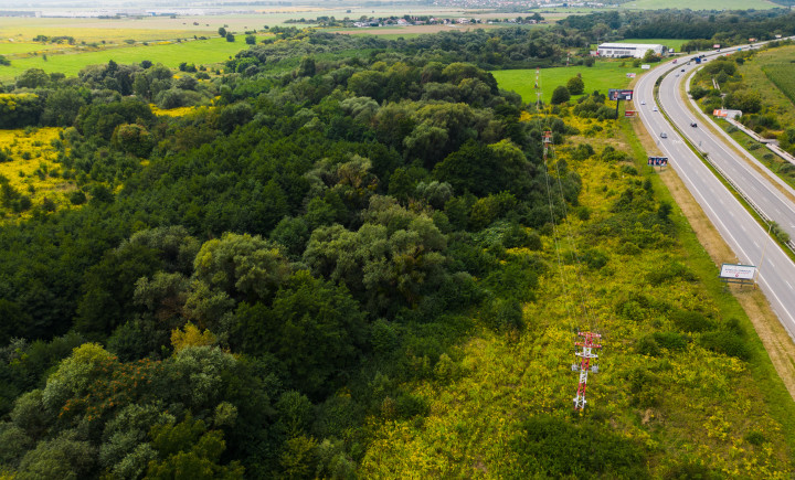 Na predaj pozemok 1.5 ha pri OPTIME
