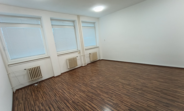 Na prenájom kancelária Nitra - Chrenová