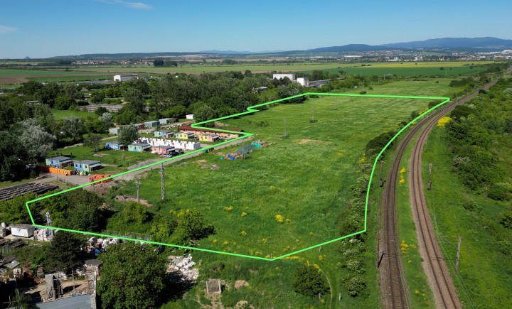 Lukratívny pozemok v priemyselnej zóne Kokšov Bakša 39 351m2