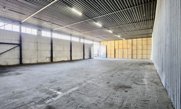 Sklad na prenájom s výbornou polohou - 400 m2