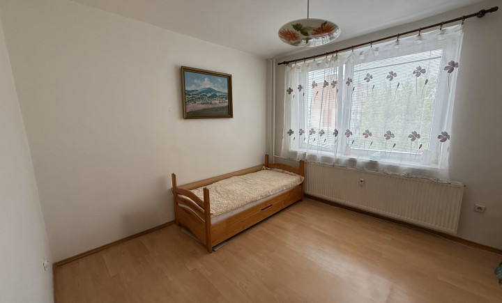 Na predaj 3-izbový byt s loggiou – ulica Ľ. Podjavorinskej, Trebišov