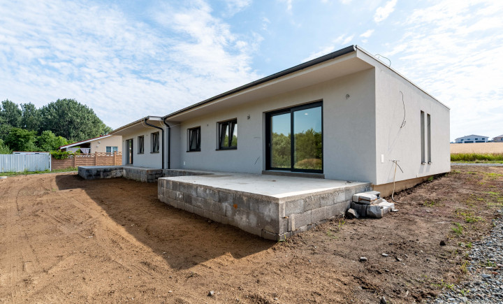 NA PREDAJ 4 IZBOVÝ RODINNÝ DOM V OBCI BELŽA | HOLODOM | POZEMOK 384m2