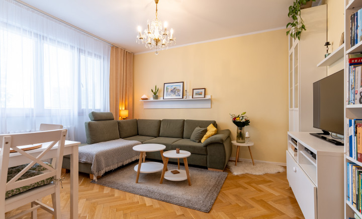 NA PREDAJ ZREKONŠTRUOVANÝ 3 IZBOVÝ BYT S LODŽIOU, KOŠICE - STARÉ MESTO