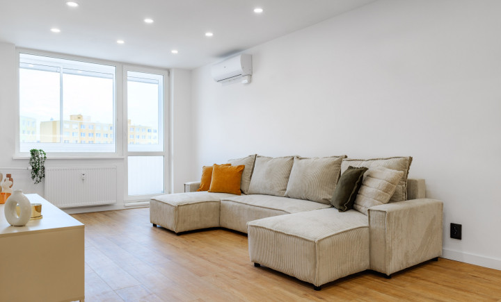 NA PREDAJ 3 IZBOVÝ BYT S LOGGIOU PO NOVEJ REKONŠTRUKCII | ŠKULTÉTYHO UL. | KOŠICE - STARÉ MESTO