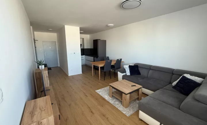 Na prenájom zariadený 3 izbový byt balkón Agátová Miloslavov