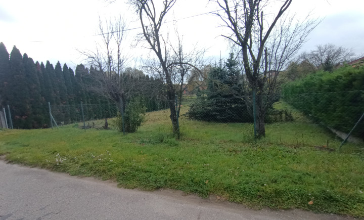 Na predaj slnečný stavebný pozemok Babindol