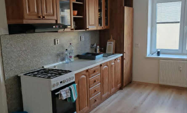 Na prenájom moderný 2 izbový byt, Czambelová ulica v centre Košíc.