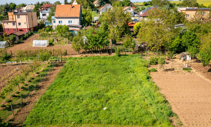 Na predaj stavebný pozemok Trávnica pri Podhájskej