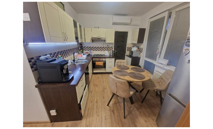 Na predaj: krásny 3-izbový byt po kompletnej rekonštrukcii – 67 m², 3. poschodie, Nitra – Čermáň, Hlboká ulica