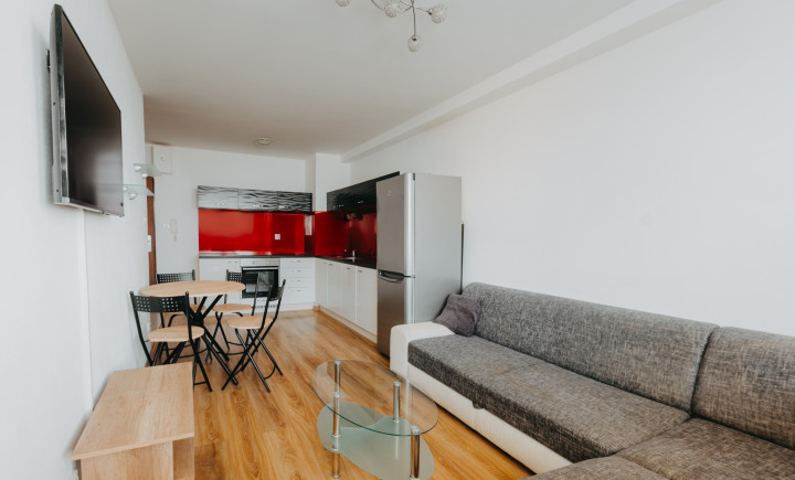 NA PREDAJ 2 - IZBOVÝ BYT V MESTSKEJ ČASTI ŠACA, ULICA UČŇOVSKÁ