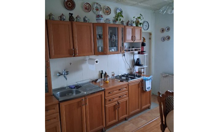 Na prenájom 3 izbový zariadený byt balkón, Lieskové, Cerová.