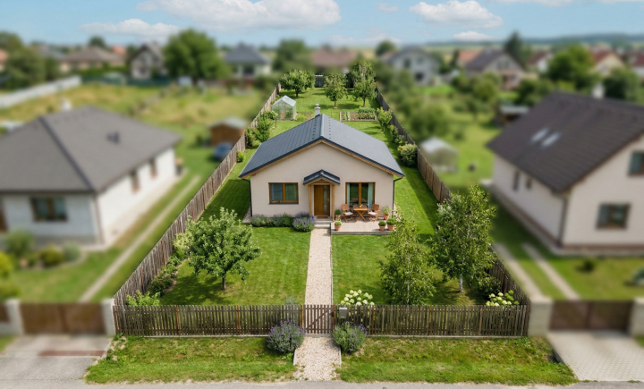 NA PREDAJ POZEMOK NA VÝSTAVBU RODINNÉHO DOMU V KOŠICIACH